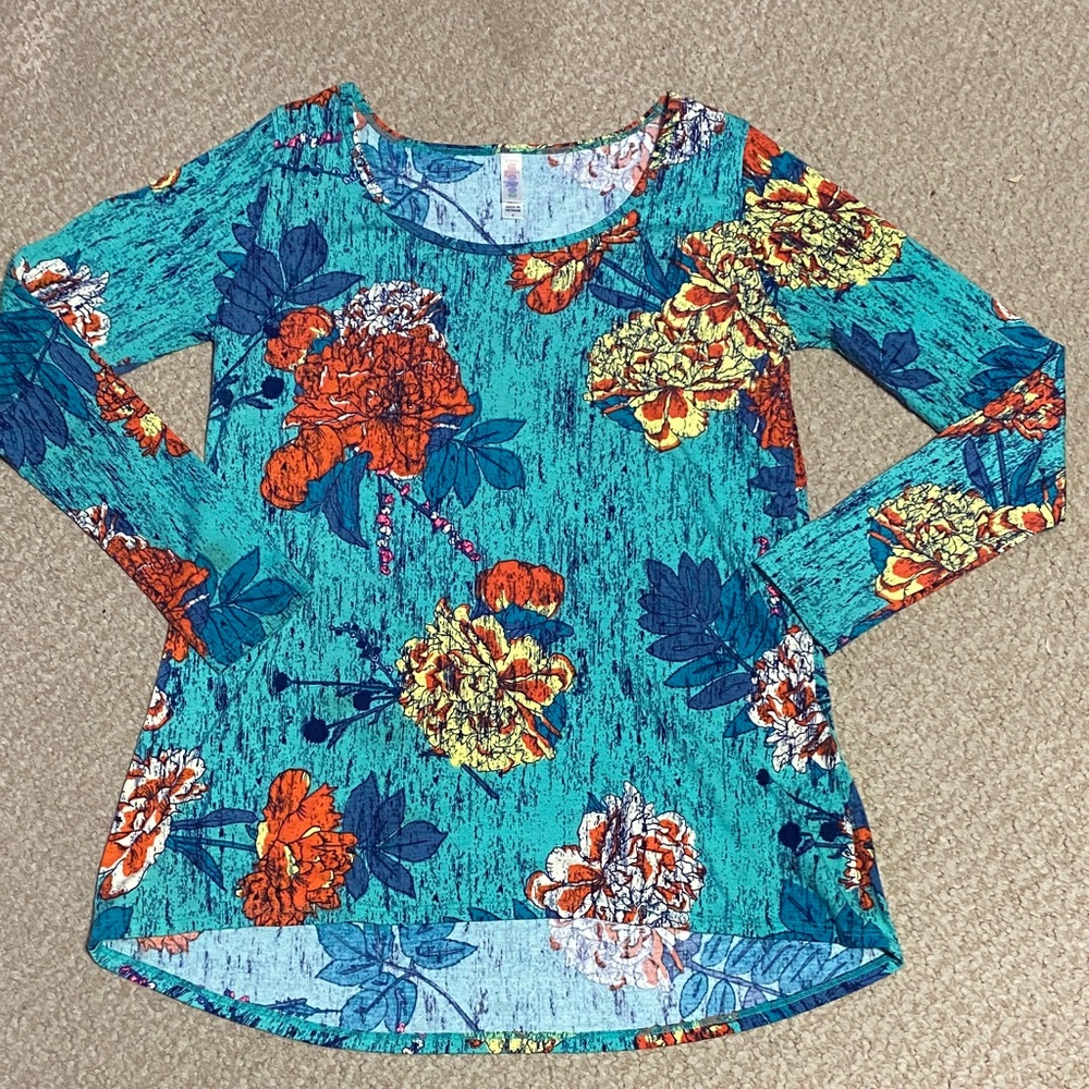 LuLaRoe women’s size medium colorful Floral Long Sleeve Top NWOT